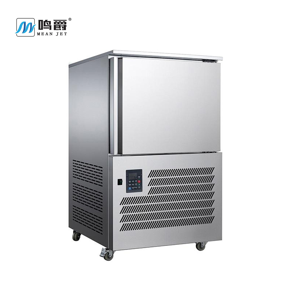 Five trays blast freezer