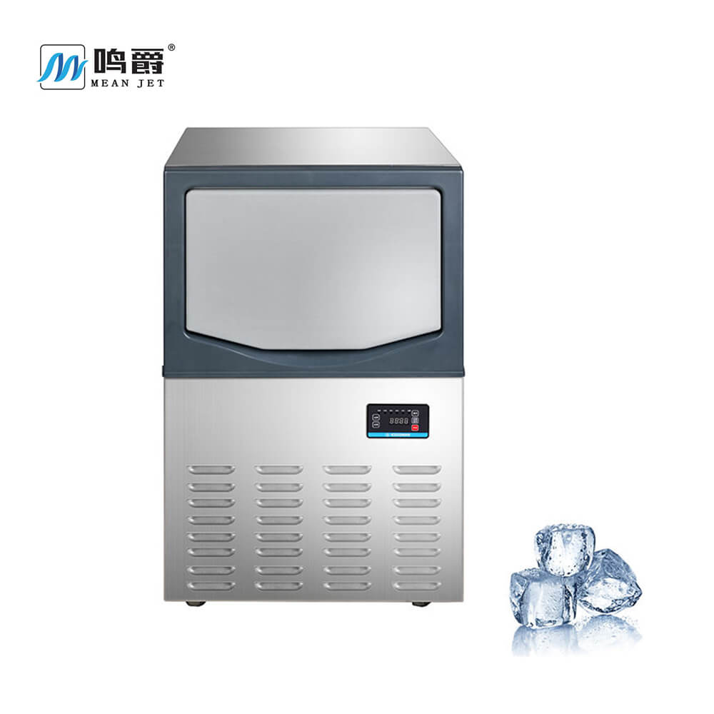 Integrated cube ice maker