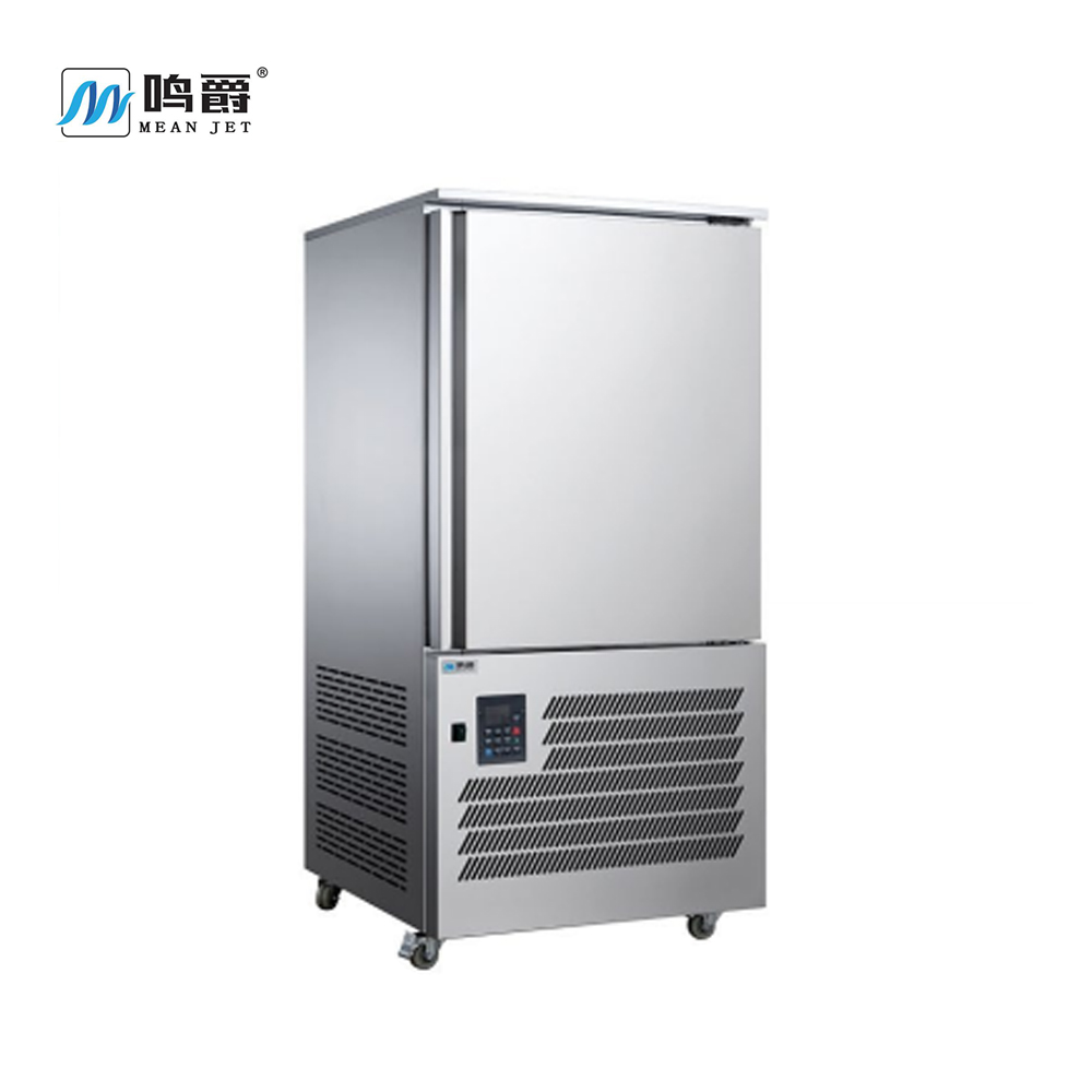 Thirty trays blast freezer